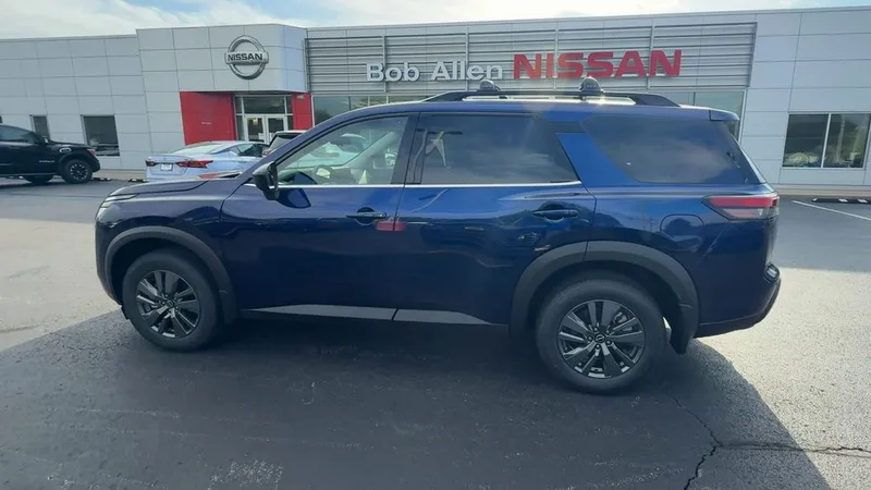 2026 Nissan Pathfinder SV, photo 37