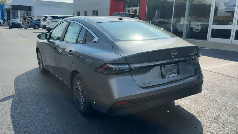 2027 Nissan Sentra S, photo 35