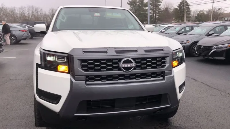 2026 Nissan Frontier SV, photo 33