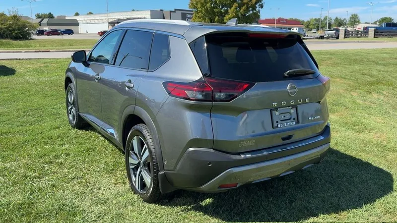 2023 Nissan Rogue SL, photo 38