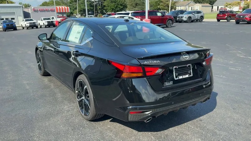 2026 Nissan Altima 2.5 SR, photo 36