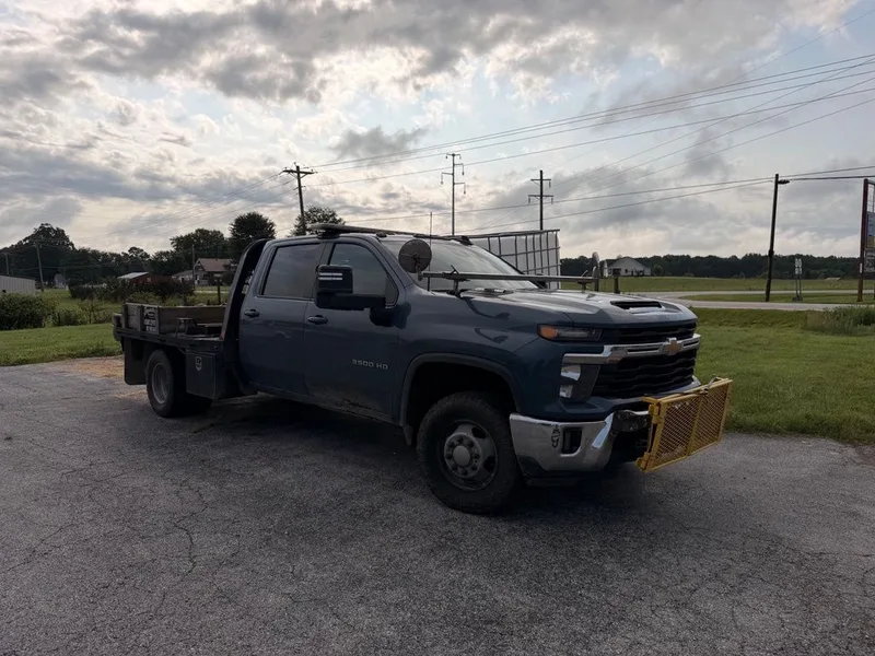 2025 Chevrolet Silverado 3500HD LT, photo 5