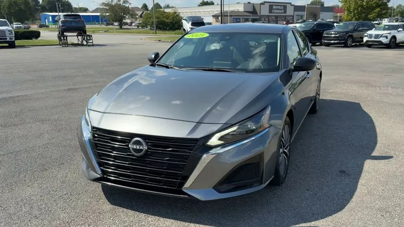 2025 Nissan Altima 2.5 SV, photo 32
