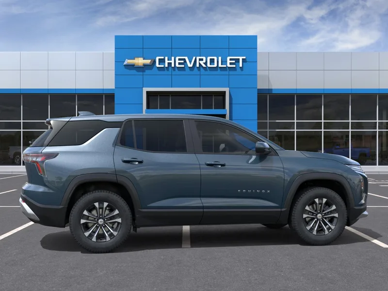 2027 Chevrolet Equinox LT, photo 5