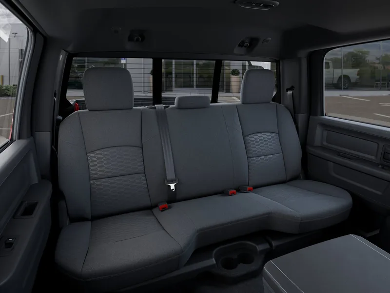 2026 Ram 2500 Black Express, photo 46