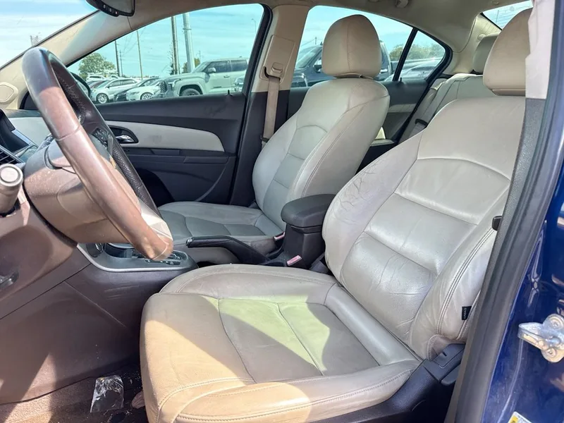 2012 Chevrolet Cruze 2LT, photo 10