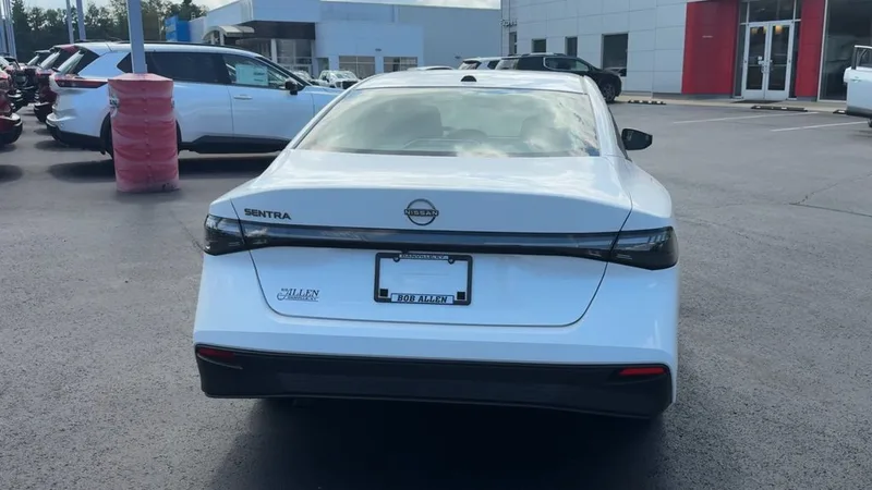 2027 Nissan Sentra S, photo 6