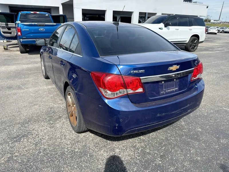 2012 Chevrolet Cruze 2LT, photo 4