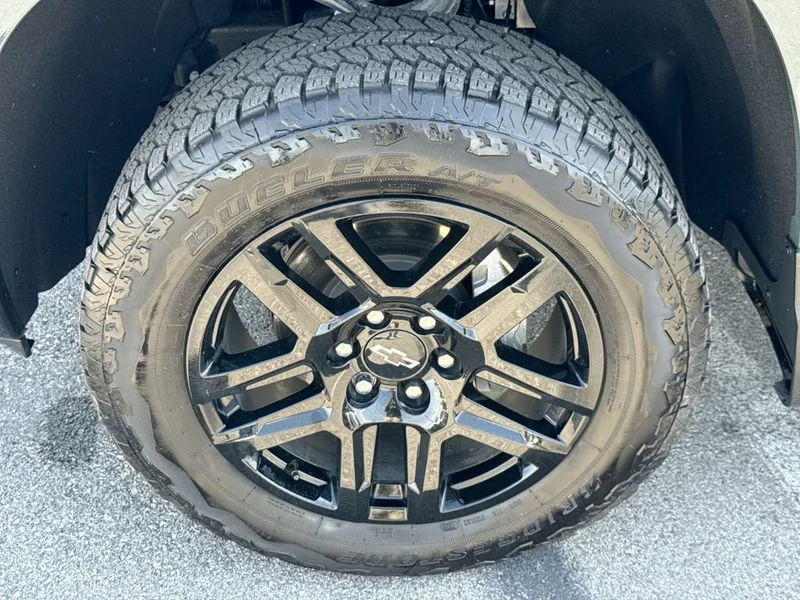 2026 Chevrolet Silverado 1500 LT Trail Boss, photo 10