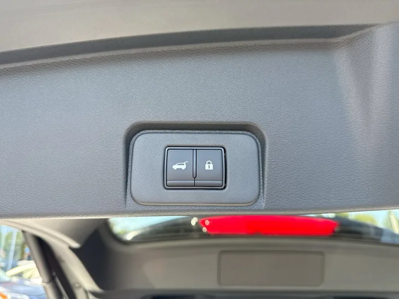 2026 Nissan Rogue Platinum, photo 18