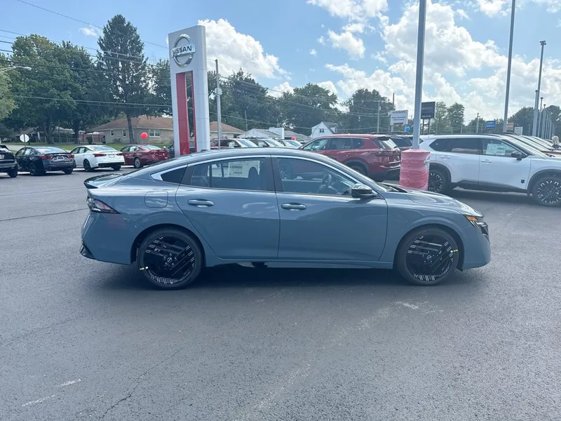 2027 Nissan Sentra SR, photo 14